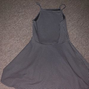 Medium dress